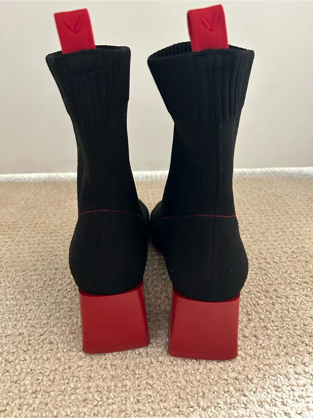 Vivaia Water-Repellent Square Toe Block Heeled Ankle Boots Red & Black Size 40